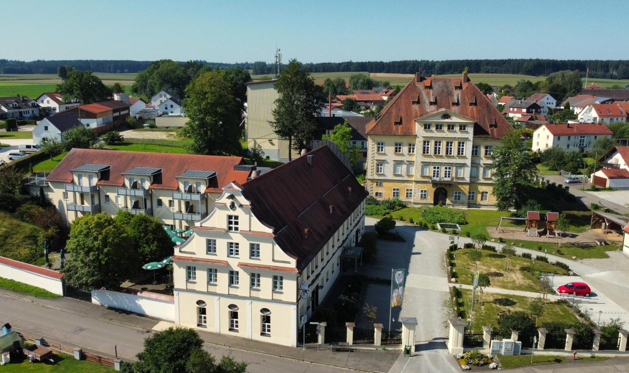 Autenrieder Brauereigasthof Ichenhausen Exterior foto